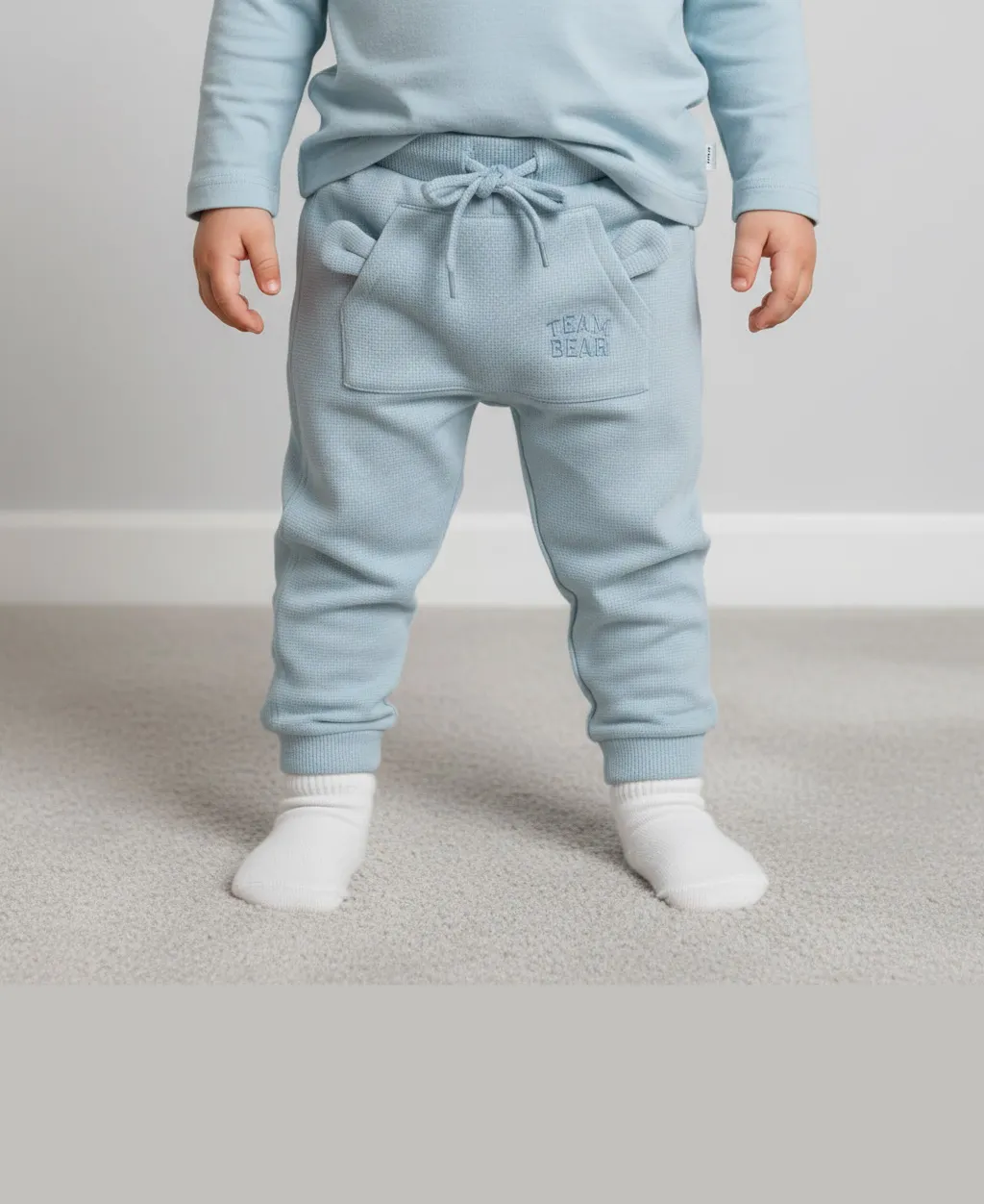 Спортивные брюки