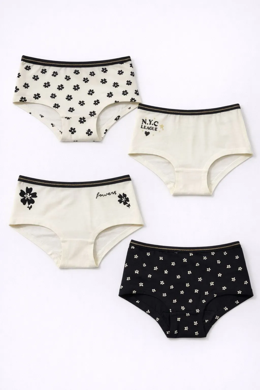 Набор из 4 трусов