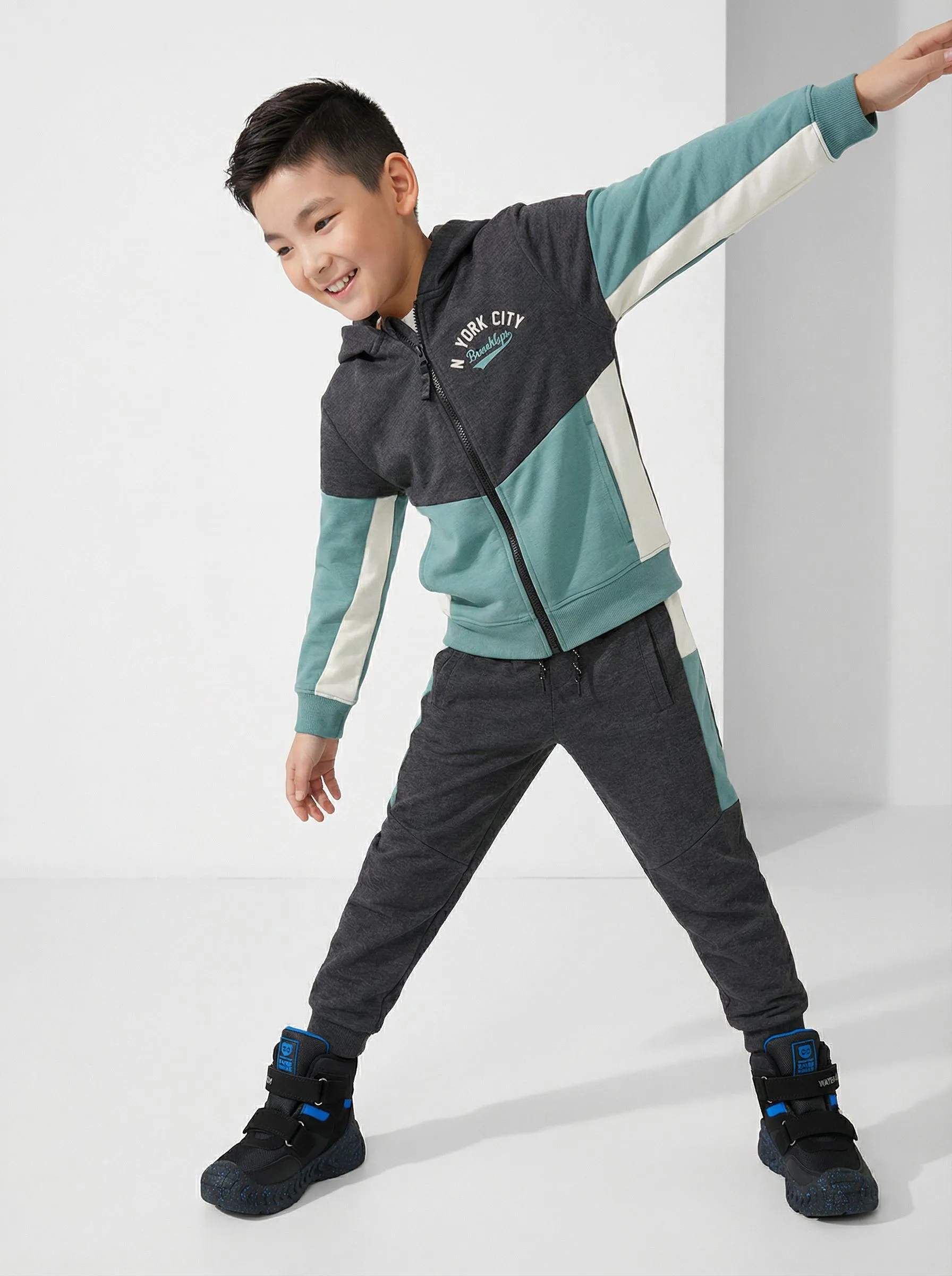 Спортивный костюм