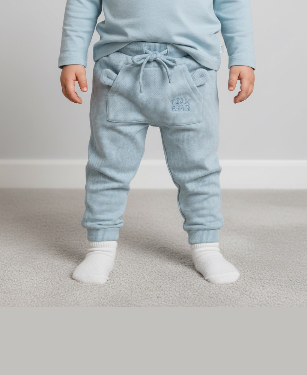 Спортивные брюки