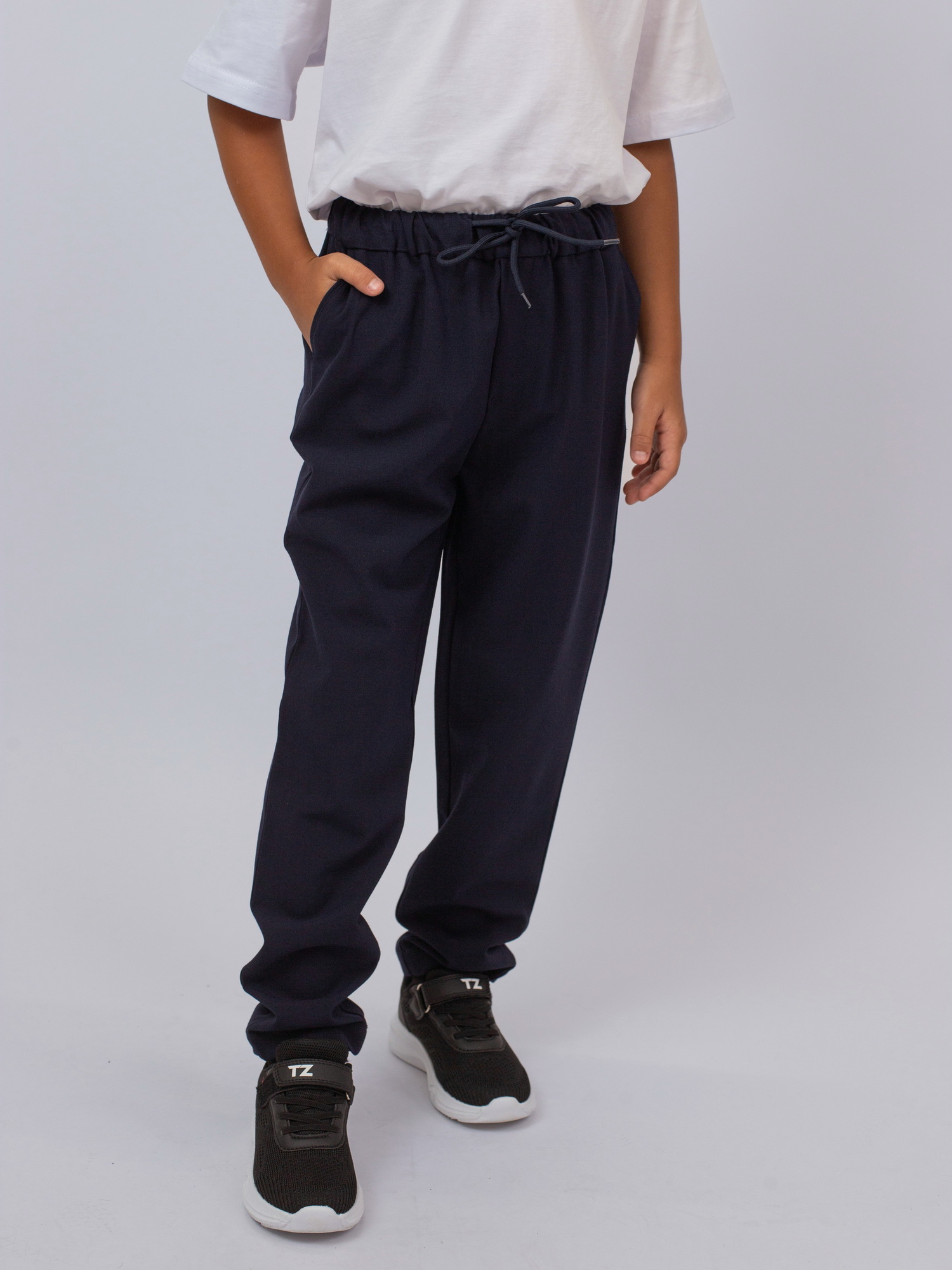 Спортивные брюки