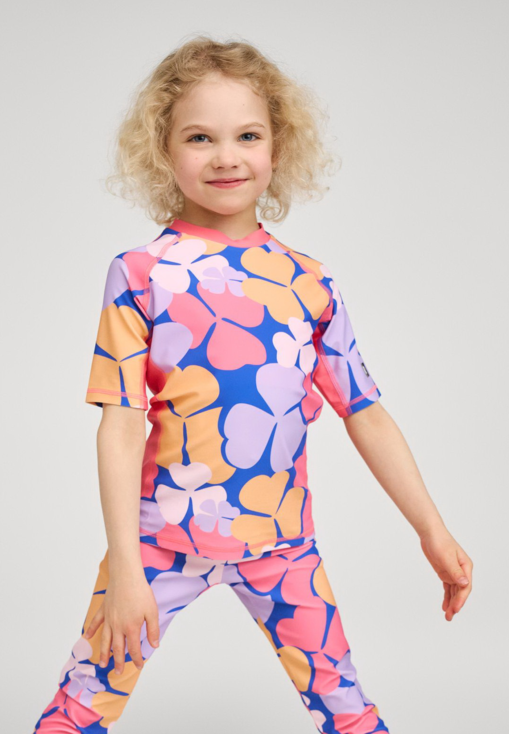 Футболка для плавания