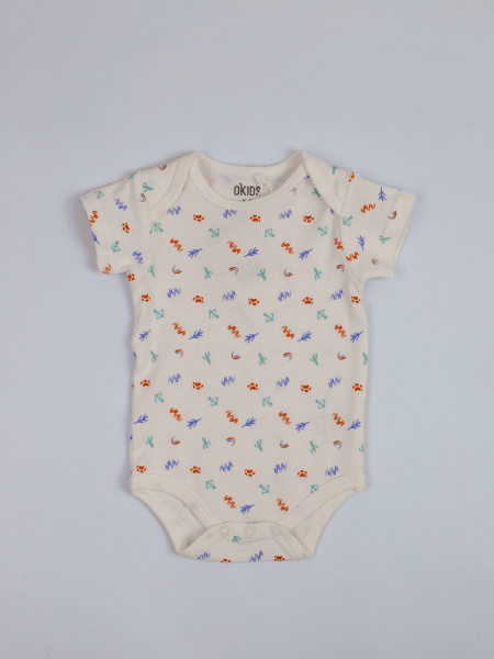 Набор из 3х вещей (боди к/р, брюки, нагрудник)