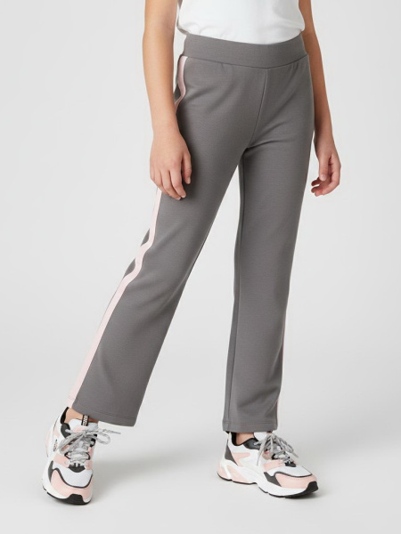 Спортивные брюки