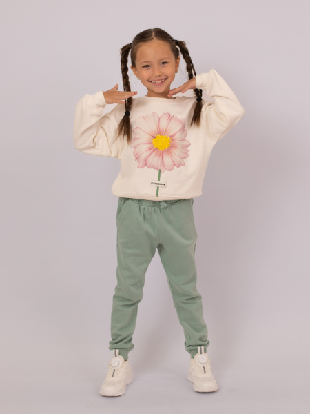 Спортивные брюки