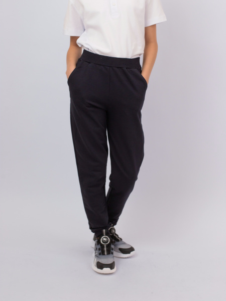 Спортивные брюки