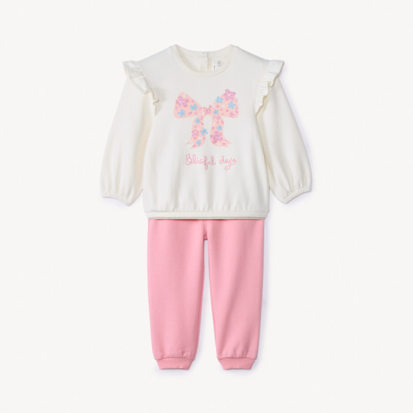 Спортивный костюм