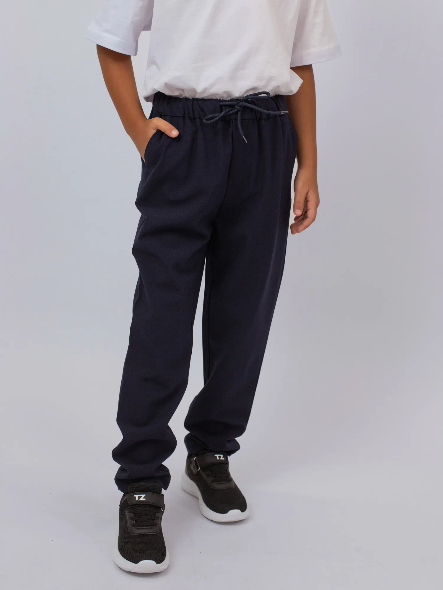 Спортивные брюки